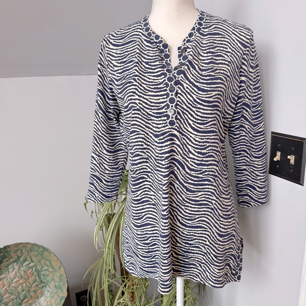 J. McLaughlin Navy and White Wave-Print Tunic